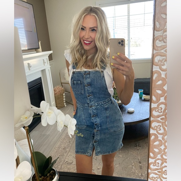 Cutest Denim Overall Dress - Picture 1 of 3